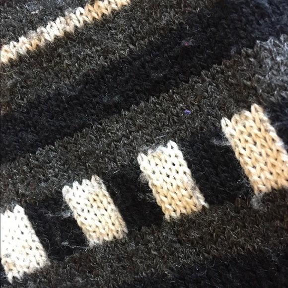 Belle Du Jour Women Fringed Overpiece Cardigan Tribal Print Small Grey Cream - Picture 10 of 12